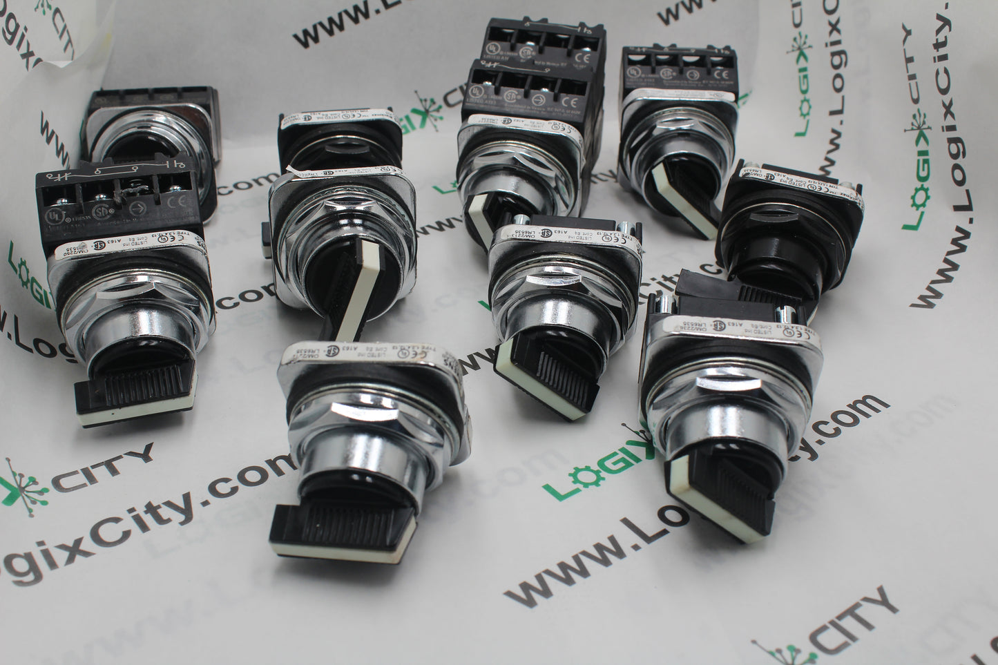 LOT OF 10 | NEW NO BOX | SIEMENS | Selector Switch |
