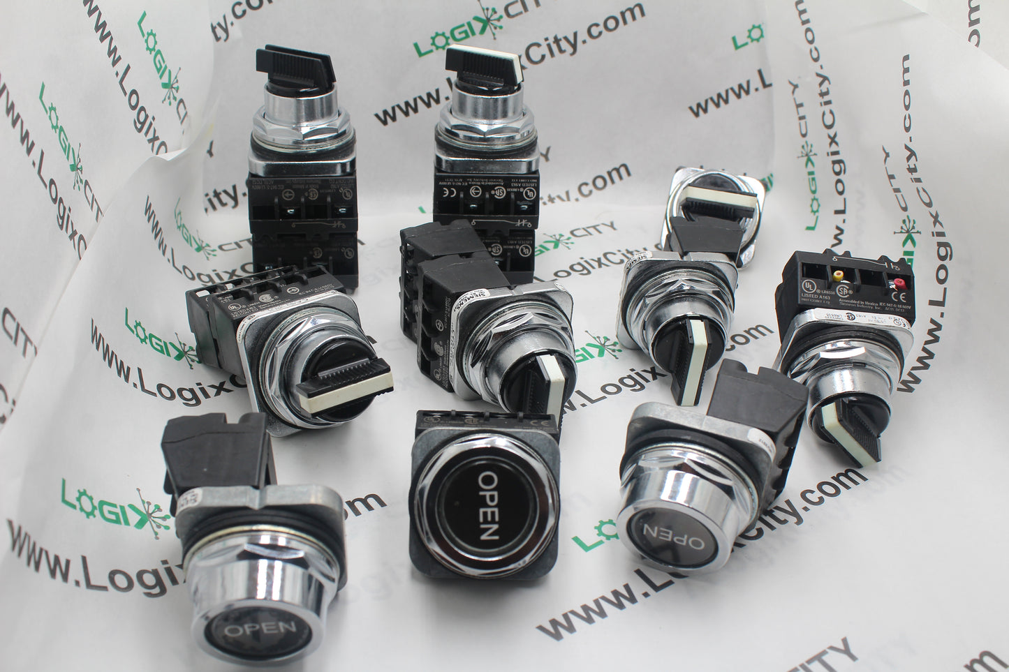 LOT OF 10 | NEW NO BOX | SIEMENS | Selector Switch |