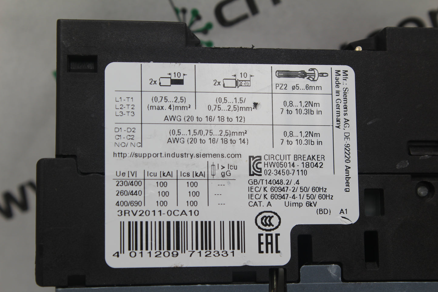 NEW NO BOX  | SIEMENS | 3RV2011-0CA10 |