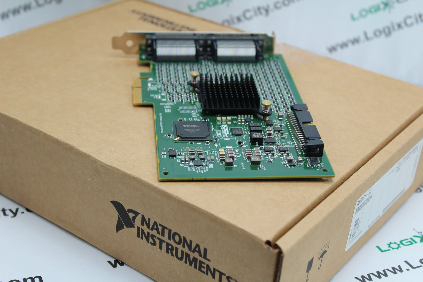 NEW | NATIONAL INSTRUMENTS | PCIe-7820R | KINTEX-7 DIGITAL I/O MODULE PCIe-7820R